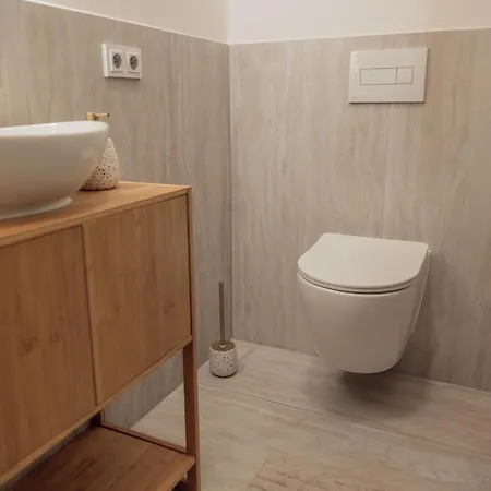Apartman Ollies Saunia Pro 2 S Voucherem Na Snidani
